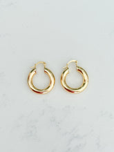 Load image into Gallery viewer, Gold Chunky Hoops
