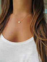 Load image into Gallery viewer, Gold Tiny Heart Necklace
