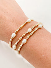 Load image into Gallery viewer, 3mm Gold Bracelet - Pearls
