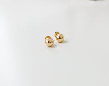 Load image into Gallery viewer, Gold Studs- 7mm

