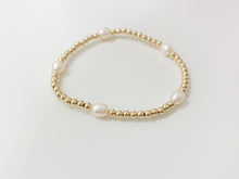 Load image into Gallery viewer, 3mm Gold Bracelet - Pearls

