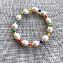 Load image into Gallery viewer, Rainbow Pearl  Bracelet
